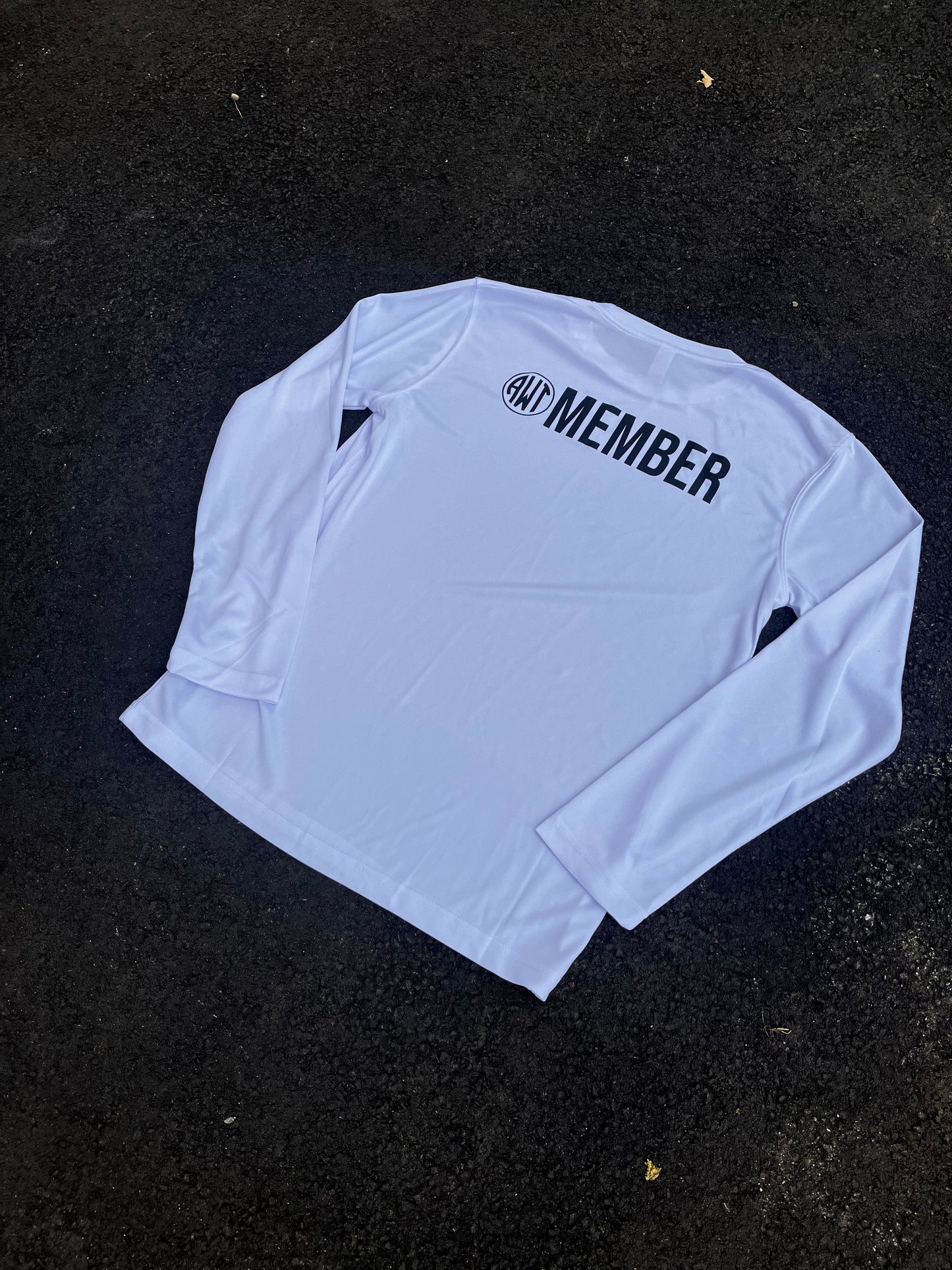 AWT MEMBER WHITE | T SHIRT LONG SLEEVED